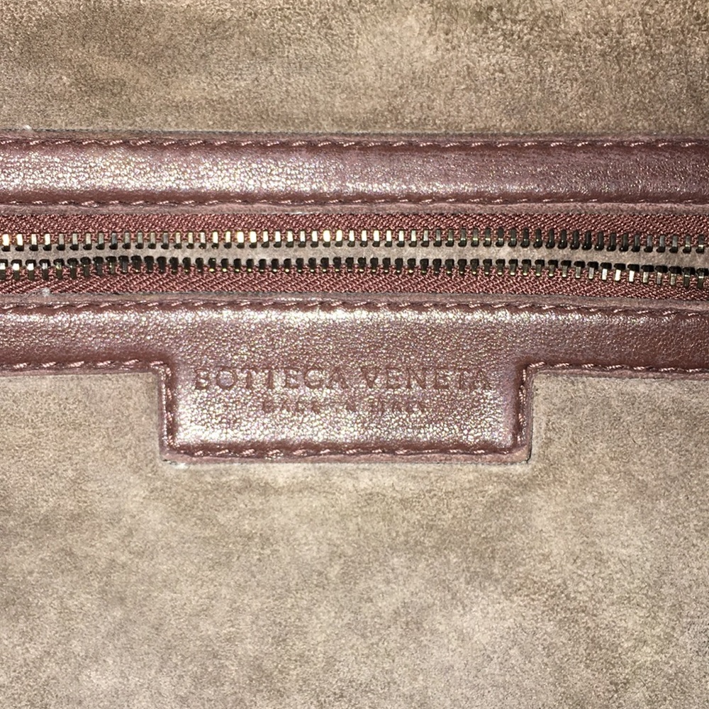 Bottega Veneta Shoulder Bag - Picture 6 of 7